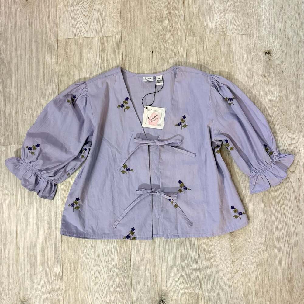 Luna Skies Blouse Size M Lavender Cotton Embroidered V-Neck Puff Sleeve Top